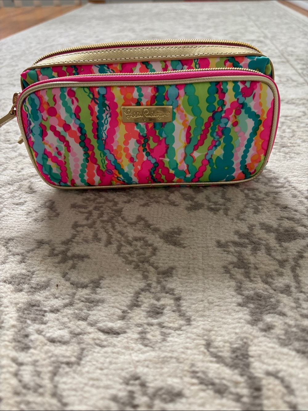 NEW Lilly Pulitzer Pink Teal Green Yellow Patterned Cosmetic Case